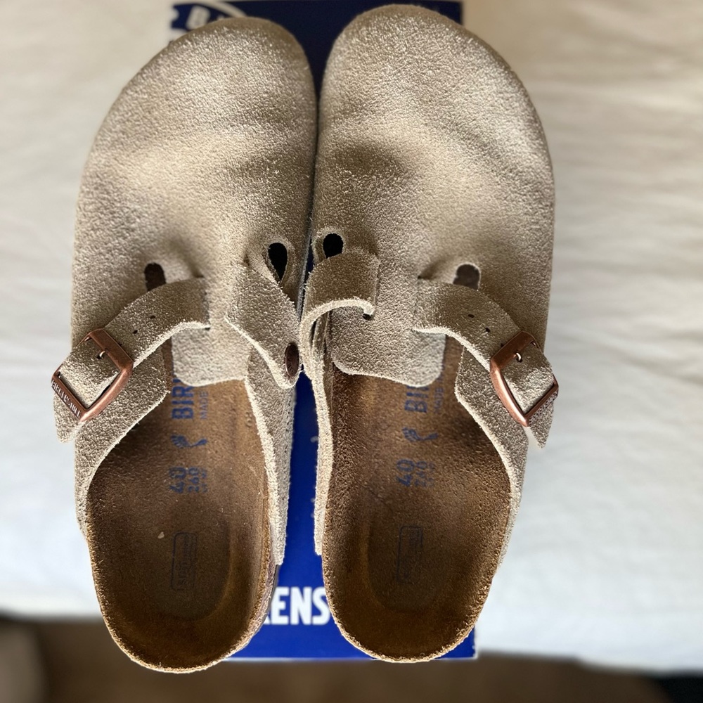 Women’s Birkenstock Boston clogs